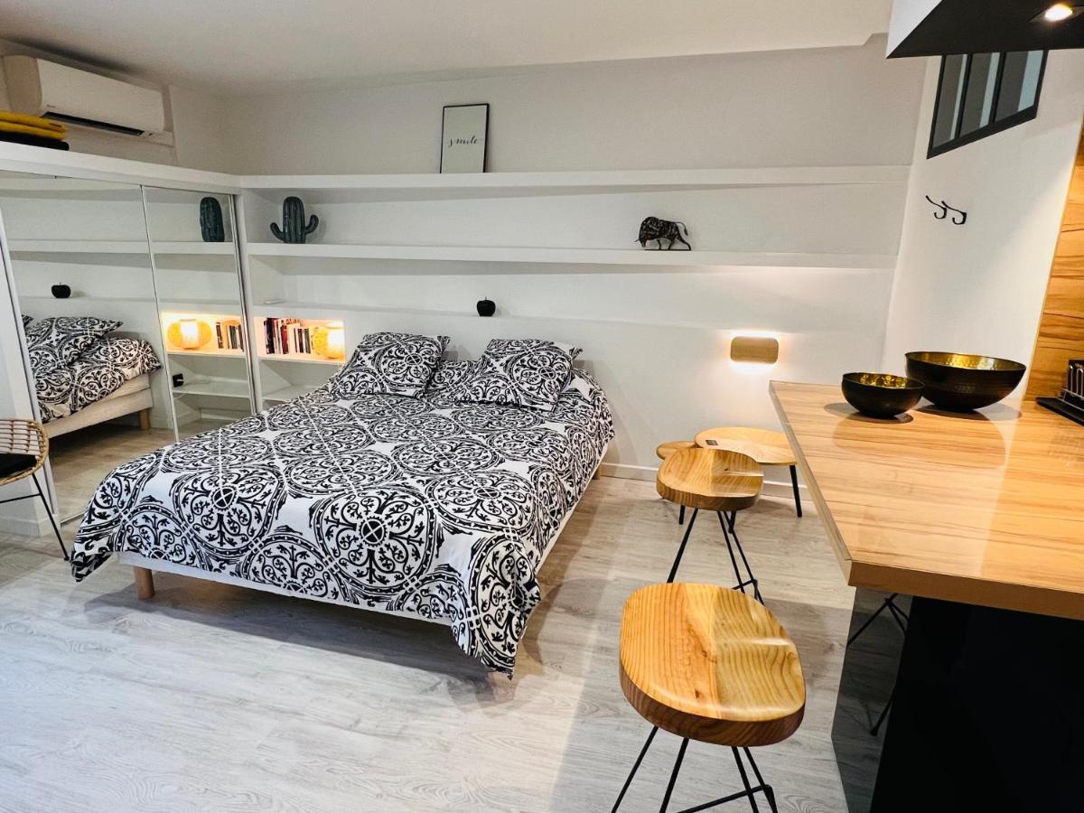 Feel@Home Nemausus « Le 42 » Ним Экстерьер фото